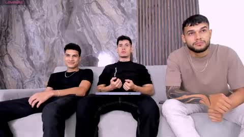 heteros men online show from 02.22.25