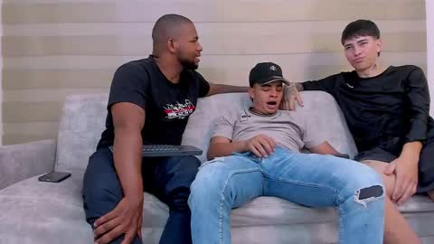 heteros men online show from 02.24.25