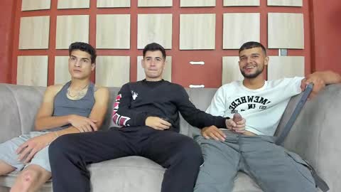 heteros men online show from 03.11.25