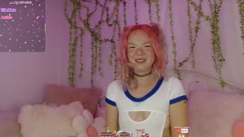 Snapshot of hexbunnie chatting on 07.29.26 hexbunnie online show from 07.29.26