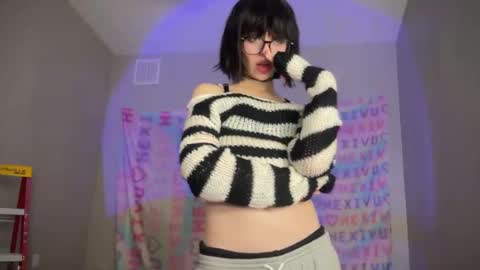 salem online show from 01.17.25