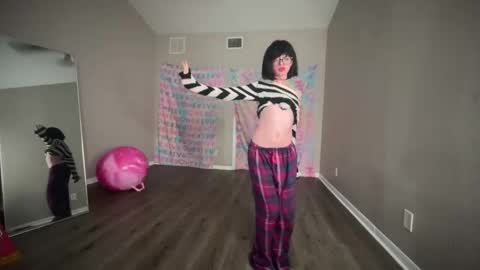 salem online show from 02.21.25