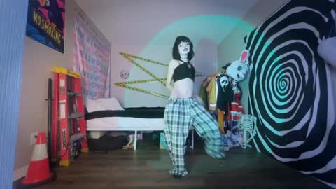 salem online show from 09.25.25