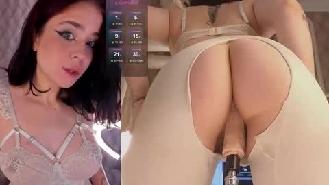 Snapshot of hey_im_here_ chatting on 12.03.25 Neko online show from 12.03.25