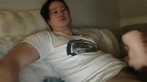 Snapshot of hey_johnny chatting on 01.03.25 Johnny Aloha online show from 01.03.25