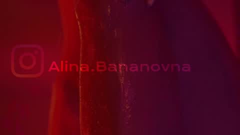 Snapshot of heybanan chatting on 03.02.25 Alina online show from 03.02.25