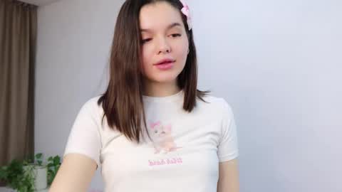 Laura online show from 11.05.25