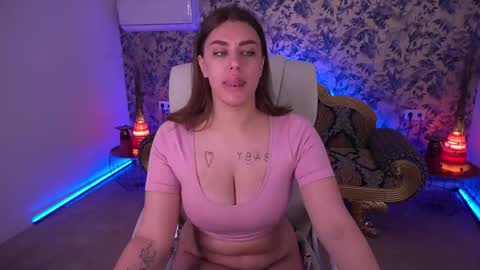 heykittenn online show from 04.12.26