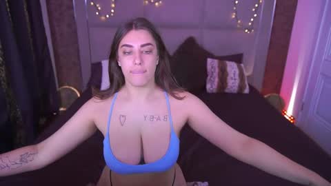 heykittenn online show from 04.18.26