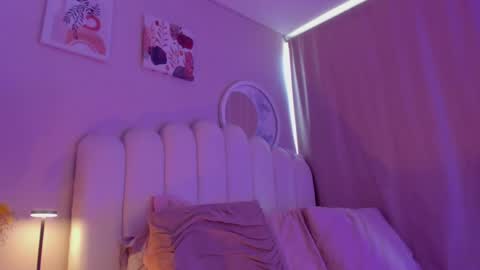 Martina Ricci Show schedule Monday to Friday 8am colombia time I work some weekends  online show from 03.26.26