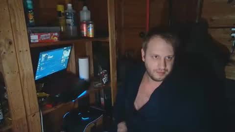 Snapshot of hharveyden chatting on 02.18.26 H Dawg online show from 02.18.26