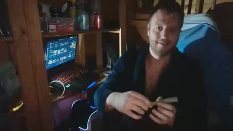 Snapshot of hharveyden chatting on 02.22.26 H Dawg online show from 02.22.26