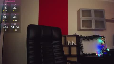 Lina online show from 02.16.25