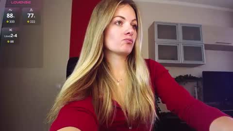 Lina online show from 09.19.25