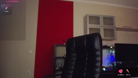 Lina online show from 01.13.26