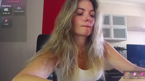 Lina online show from 07.20.26