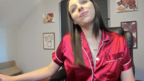 Paige online show from 09.29.25