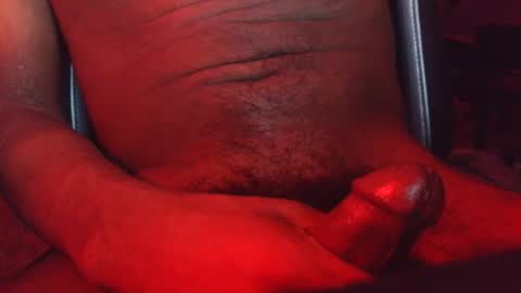 Snapshot of hickstj57 chatting on 07.18.26 ishow2cumforU online show from 07.18.26