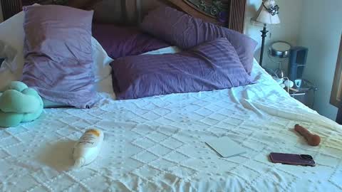 hidden_gold_milf online show from 09.19.25