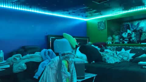 Snapshot of highnesscanna chatting on 02.08.26 HiGHNESS CANNA online show from 02.08.26