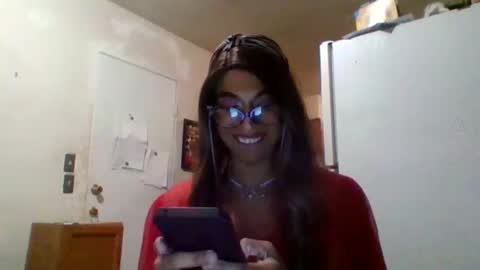 Snapshot of hihheelstranny chatting on 12.21.24 hihheelstranny online show from 12.21.24