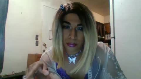 Snapshot of hihheelstranny chatting on 01.20.25 hihheelstranny online show from 01.20.25