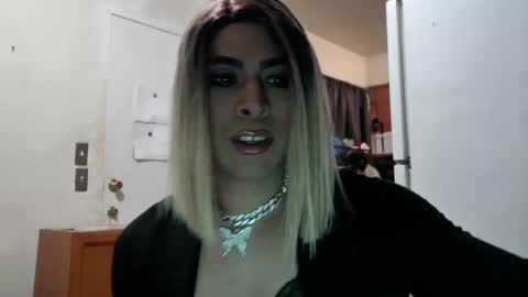 Snapshot of hihheelstranny chatting on 01.25.25 hihheelstranny online show from 01.25.25