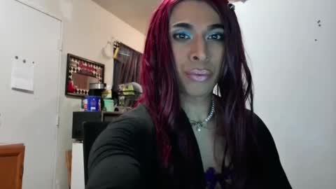 Snapshot of hihheelstranny chatting on 02.22.25 hihheelstranny online show from 02.22.25