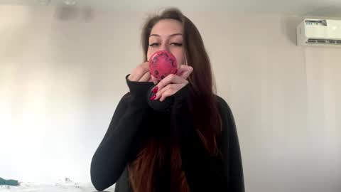 Hi Im Elizabeth online show from 10.21.25