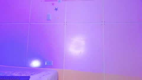 Snapshot of hillary_banks__ chatting on 12.07.24 Hillary online show from 12.07.24