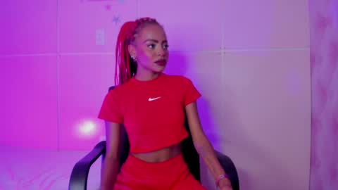 Snapshot of hillary_banks__ chatting on 01.12.25 Hillary online show from 01.12.25