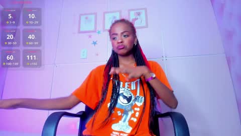 Snapshot of hillary_banks__ chatting on 01.16.25 Hillary online show from 01.16.25