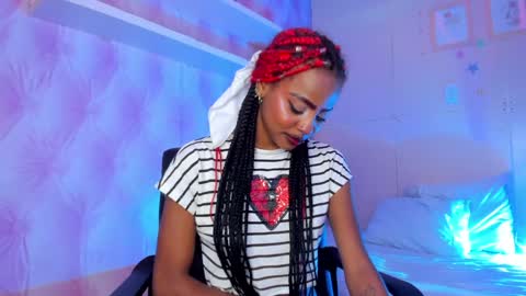 Snapshot of hillary_banks__ chatting on 01.22.25 Hillary online show from 01.22.25