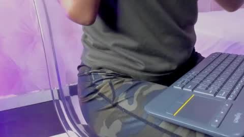 Snapshot of hillary_banks__ chatting on 02.13.25 Hillary online show from 02.13.25