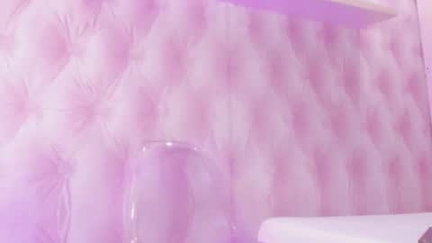 Snapshot of hillary_banks__ chatting on 03.04.25 Hillary online show from 03.04.25