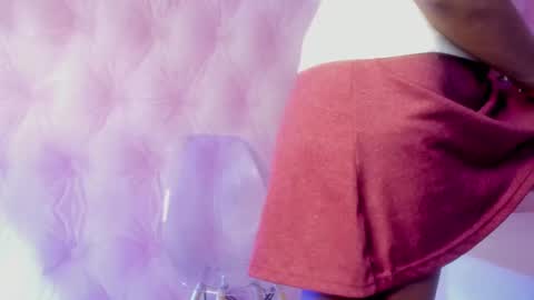 Snapshot of hillary_banks__ chatting on 03.09.25 Hillary online show from 03.09.25