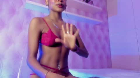 Snapshot of hillary_banks__ chatting on 03.11.25 Hillary online show from 03.11.25