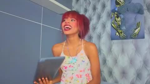 Snapshot of hillary_banks__ chatting on 09.10.25 Hillary online show from 09.10.25