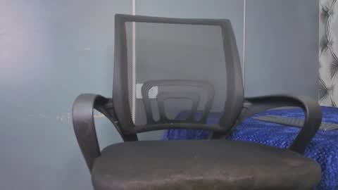 Snapshot of hillary_banks__ chatting on 01.05.26 Hillary online show from 01.05.26