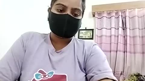 himuhimu22 online show from 11.19.25