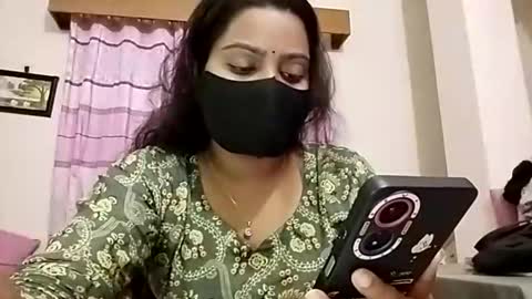 himuhimu22 online show from 04.04.26