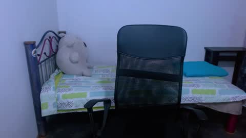      0600AM-1100AM - online show from 10.11.25