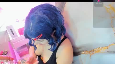 hinata_dolly online show from 11.19.25