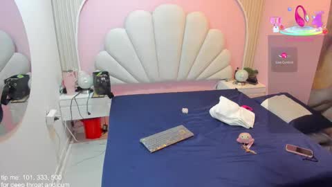 hinata_dolly online show from 11.29.25