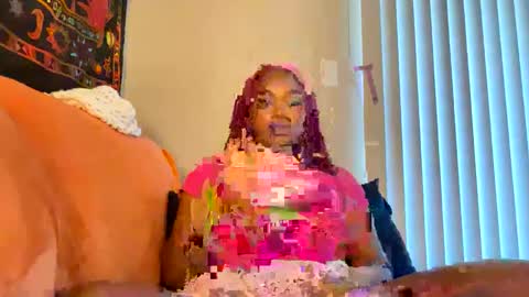 Snapshot of hippieangelbabi chatting on 02.14.25 angelbabi online show from 02.14.25