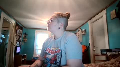 Bella online show from 10.05.25