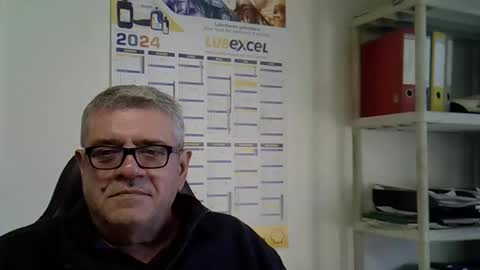 Snapshot of hippopotame17 chatting on 12.04.24 hippo online show from 12.04.24