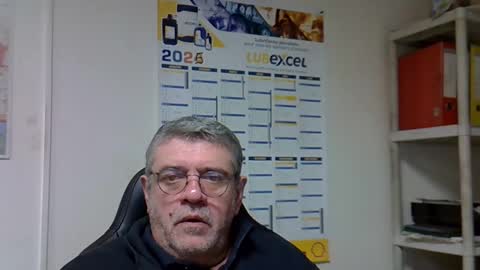 Snapshot of hippopotame17 chatting on 01.09.25 hippo online show from 01.09.25