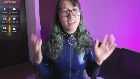 Hitomi Arata online show from 02.25.25