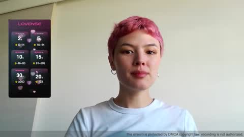  Vivi  online show from 12.05.25